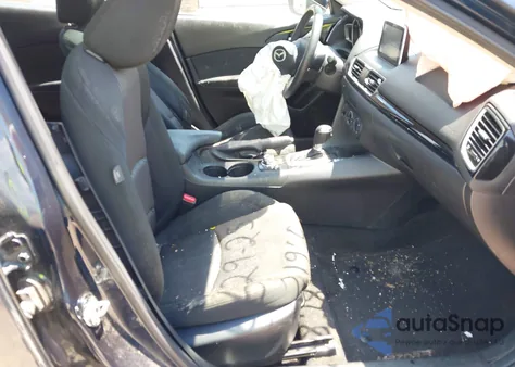 2016 Mazda Mazda3 I Touring z USA, uszkodzony, nr VIN JM1BM1V71G1288284